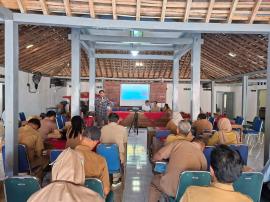 Monev BKK Dana Keistimewaan Desa Maritim, DKP DIY Tinjau Pembangunan Showroom UMKM Sidoharjo